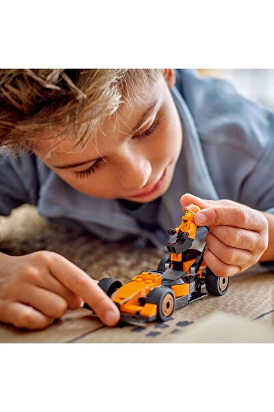 LEGO City F1 Driver with McLaren Race Car - 60442