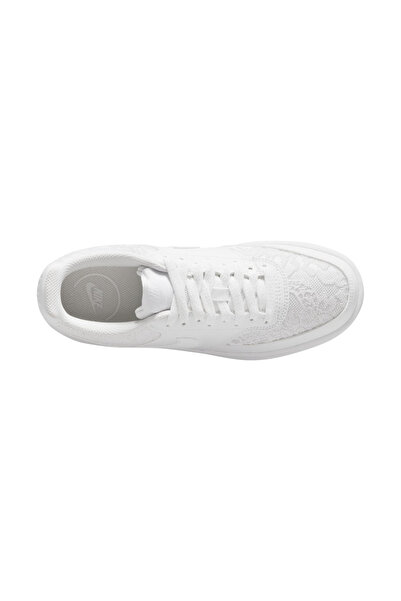 Nike Pantofi sport W COURT VISION LO TRND