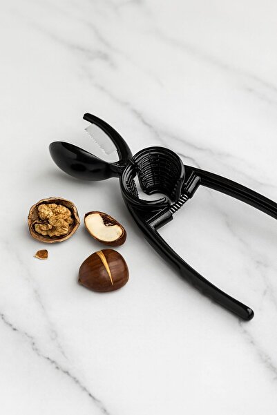 CasaPetra Metal Chestnut Cracker and Walnut Cracker 2 in 1