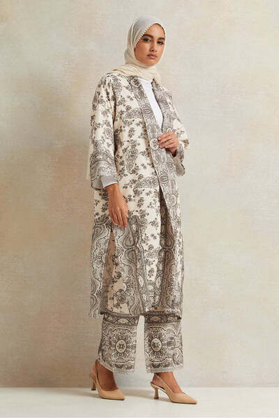 REDTAG Women Ivory Printed Kimono Open Front Kaftan