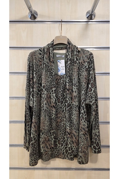 Park Moda Leopard Shawl Blouse