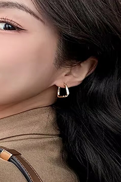 CAŞ DEKORASYON Gold Color Steel Earrings (Pair)