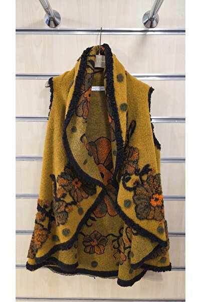 Park Moda Felt Vest Floral Embossed