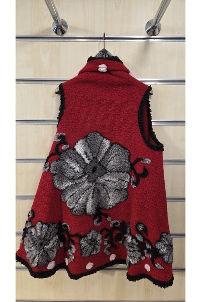 Park Moda Фетровий жилет з рельєфним квітковим візерунком