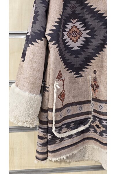 Park Moda Ethnic Pattern Inside Plush Coat