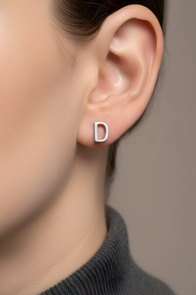 So CHIC... My Story D Harfi 18 Ayar Beyaz Altın Kaplama Gümüş Tek Küpe