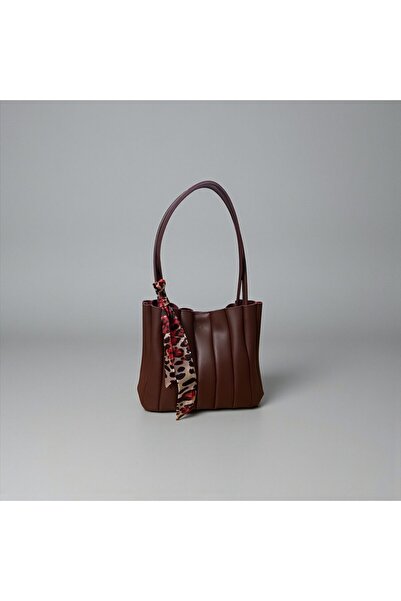 Gözde Mağazacılık Women's Pleated Puppy Bag with Snap Closure Shoulder Bag
