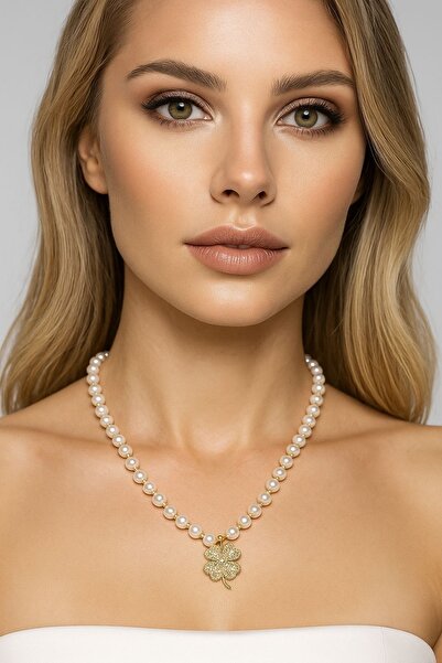 Solare Accessories Premium Gerçek İnci & Altın Kaplama Yonca Uçlu Kolye