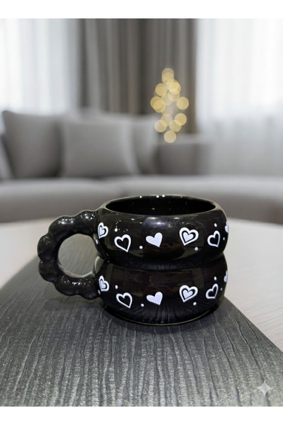 İZart Bead Handle Complete Black with White Hearts Completely Handmade Ceramic Mug