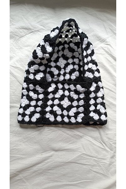Kahvemavii بالاكلافا محبوكة بنمط الكروشيه باللونين الأسود والأبيض
