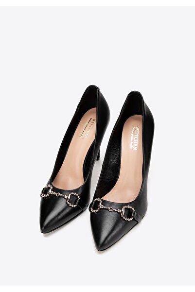 Wittchen Women's Classic Leather High Heels with Decorative Chain, Black, Lea...