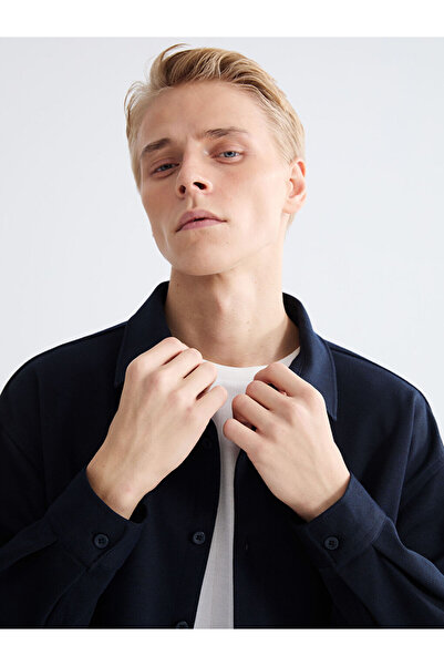 LC Waikiki Ανδρικό μακρυμάνικο πουκάμισο με κανονική εφαρμογή