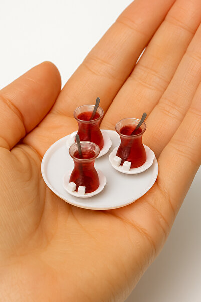 CharmFancy 1:12 Ölçek 3 Adet Çay Bardağı ve 1 Adet Tepsisi – Bebek Evi Aksesu...