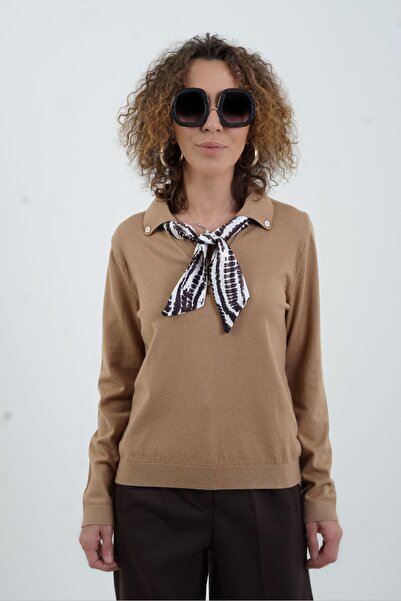 Zelish My Sister Πουλόβερ με μακρυμάνικο γιακά καμηλό με φουλάρι