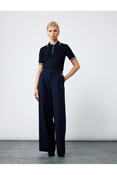 Koton سترة نسائية محبوكة بياقة بولو باللون الأزرق البحري