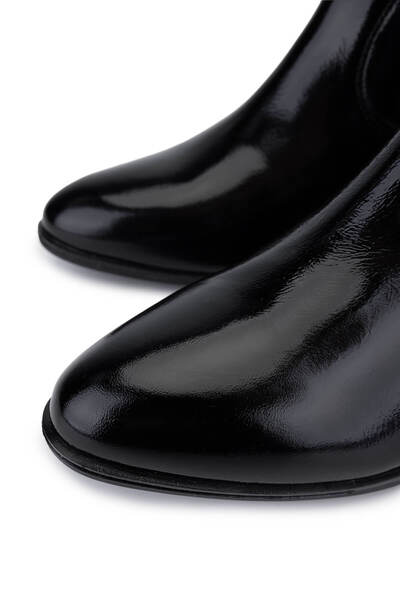 Tamer Tanca Kadın Hakiki Deri Siyah Rugan Topuklu Bot