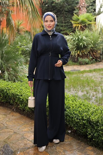 Asya Karen Polo Pants Suit with Tie