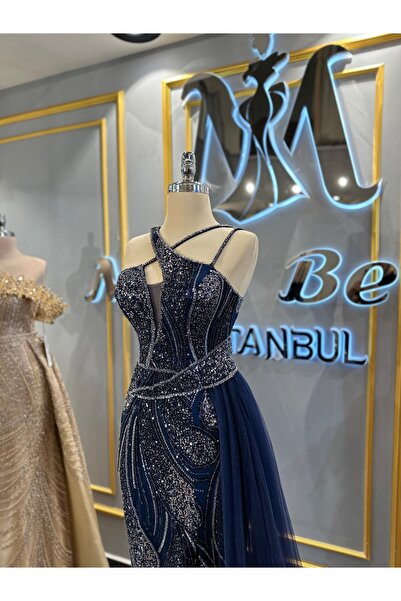 MissBetül Full Dantel Çapraz Askılı Yırtmaçlı Abiye Nişan Elbisesi