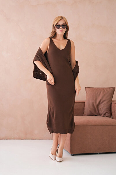 Park Karon Women's Wide Collar Knit Detail Two-Piece Knitwear Set