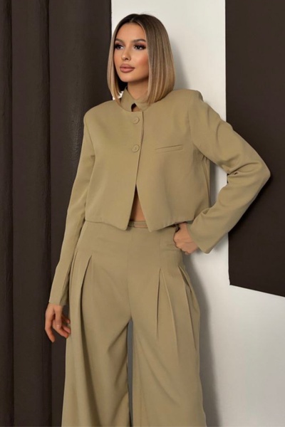 Ded COLLECTION Women's Crop Blazer Jacket and High Waist Wide Leg Pleated Waist Detail Pants Set