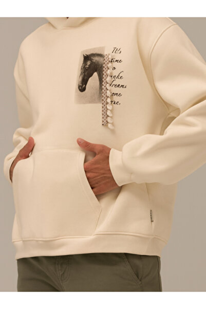 Chirkef Unisex Hooded Front and Back Printed Sweatshirt Horse