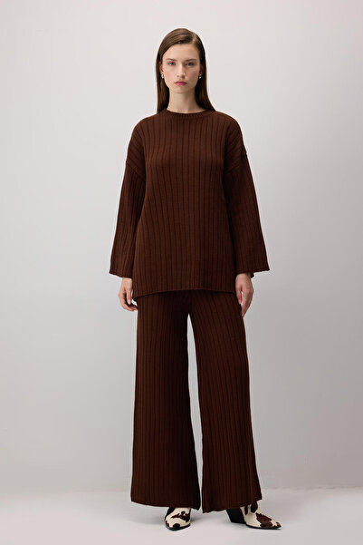 Touché Privé Solid Color Knitwear Set