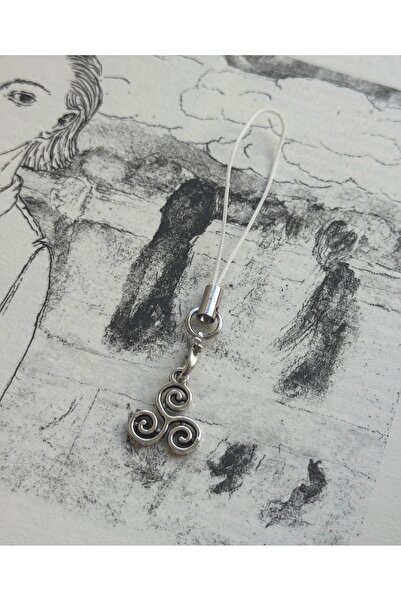 WhimsyWhite تعليقة هاتف بتصميم حلزوني، حبل هاتف مصنوع يدويًا