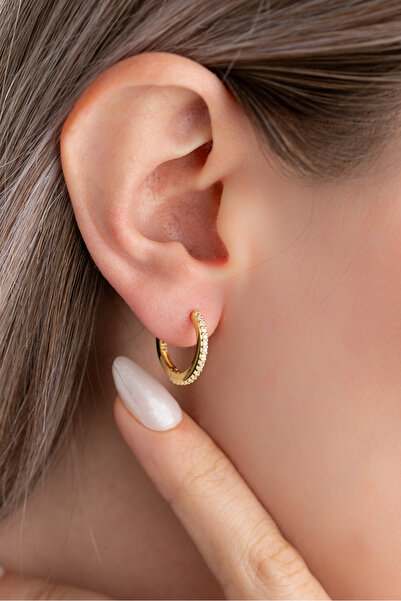 Two Arts Kadın 925 Ayar Gümüş Zirkon Taşlı Minimal Halka Küpe | 14K Altın Kaplama | Hediye Kutusunda