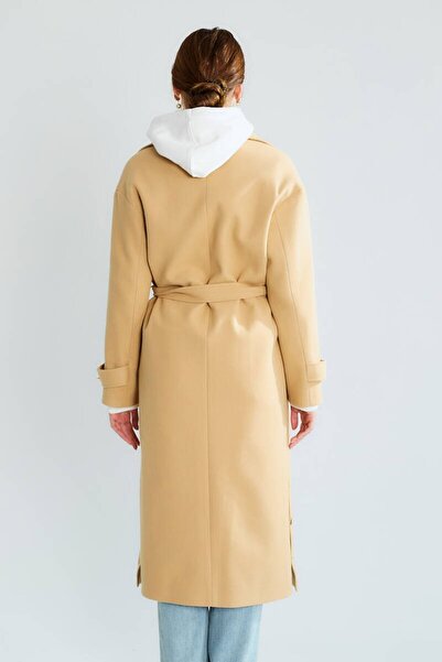 cemo Women's Gold Buttoned Coat