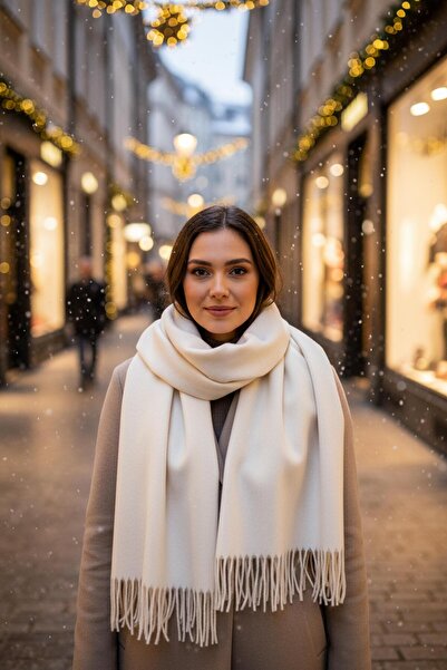 Eke Tekstil Şal cu ciucuri cu textura moale