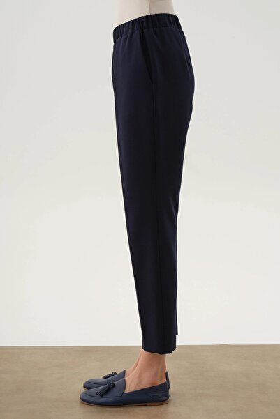 Tuğba Bel Lastikli Havuç Pantolon - Lacivert