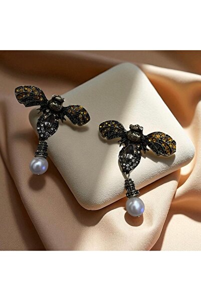 YANKI أقراط ميرييا أريان على شكل نحلة مرصعة بالأحجار