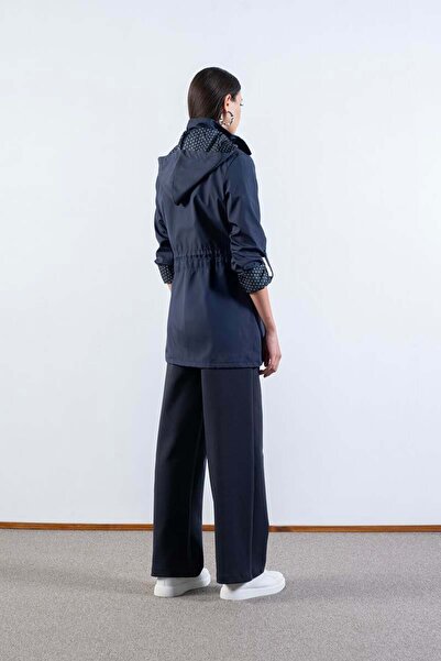 Spazio Christensen Kapüşonlu Çıtçıtlı Katlamalı Kol Safari Mont LACİVERT