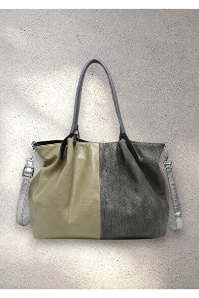 OEM Women's elegant and practical crossbody bag, leather R28762