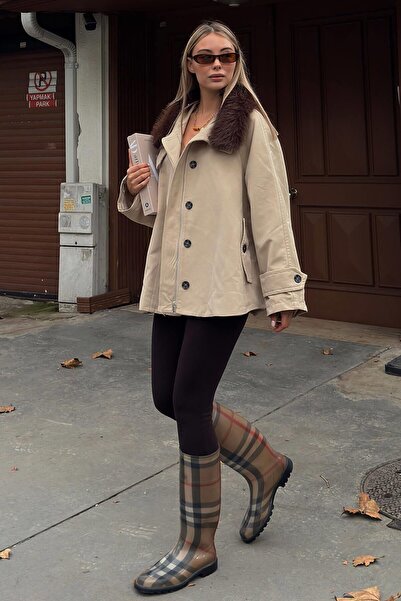 Swist Bej Yakası Kürklü Manşet Ve Cep Detaylı Oversize Kadın Mont