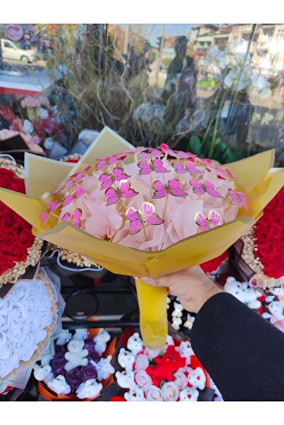 Pembe Lüks Ambalajlı, Gold ve Pembe Kelebek Süslemeli Özel Tasarım Hediye Buketi