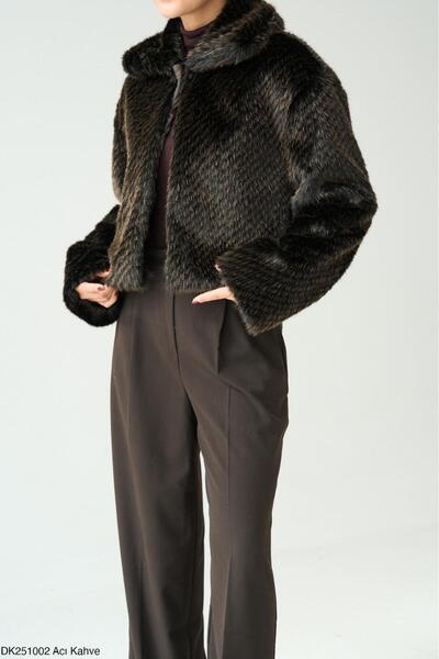 CADDELAMODA Women's Peter Pan collar Lined