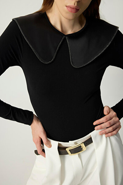 Touché Privé Satin Collar Bodysuit