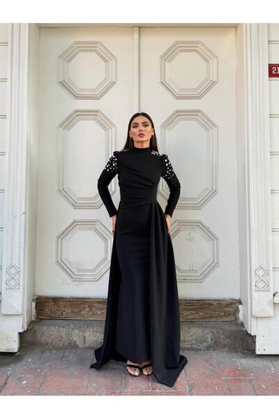 Modafeminen فستان بتفاصيل حجرية على الكتف مع طيات خاصة 583341 أسود