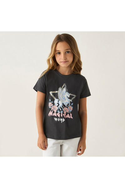 Juniors Graphic Print T-shirt with Short Sleeves