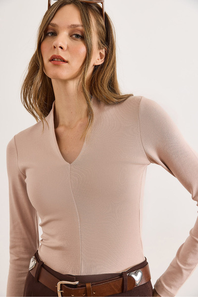 Olalook Women's Powder Combed Modal Deep V Neck Stretchy Blouse Blz-19003136