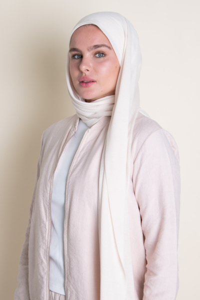LUXY Shash Hijab in Cream