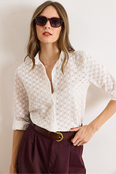 Olalook Women's White Regular Fit Fisto Shirt Gml-19001332