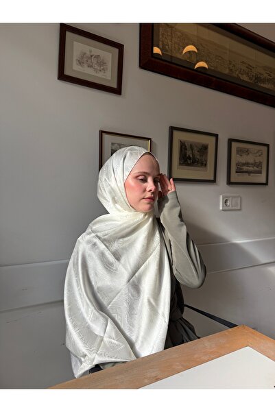 CUOCA LOUNGE Desenli Beyaz Jakar Şal