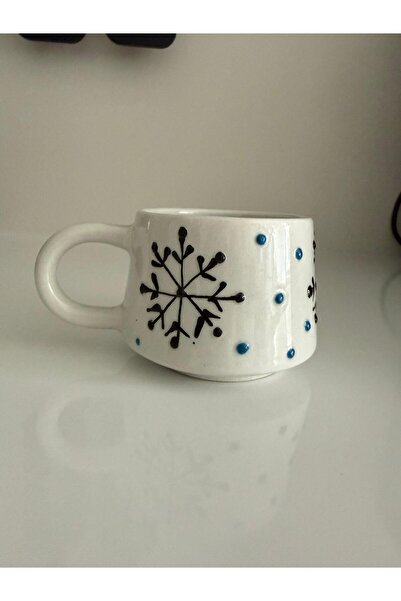 Bumelo كوب قهوة سيراميك مطرز يدويًا على شكل ندفة ثلج