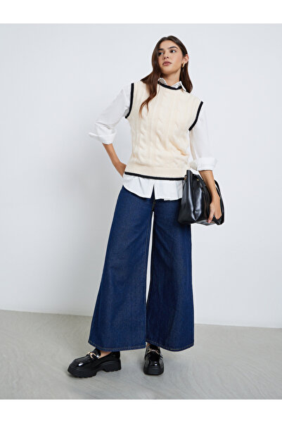 Styli Cream Round Neck Cable Knit Top