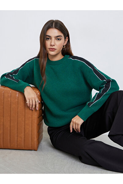 Styli Dark Green Regular Fit Sweater with Side Striped
