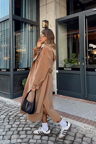 Sue Store Camel Astarlı Kruvaze Oversize Yün Kaban