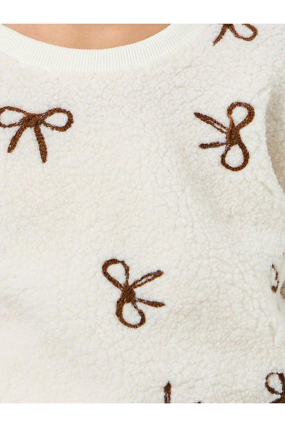 Styli Bow Embroidered Faux Fur Sweatshirt