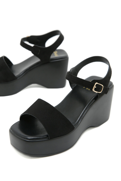 Sneak-a-Peek By Styli Black Ankle Strap Platform Sandals